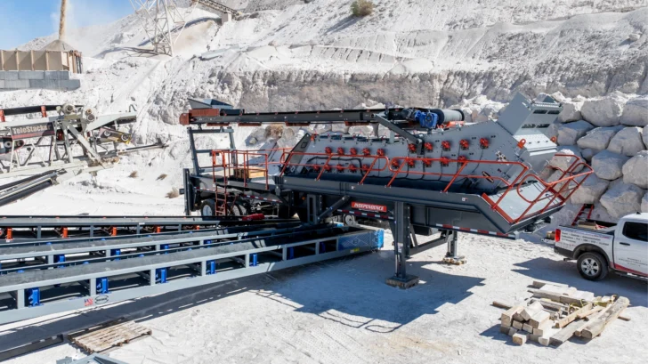 High Frequency Screen in quarry screening operation