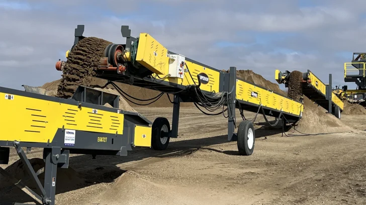 Conveyor transfer points moving aggregate material on site