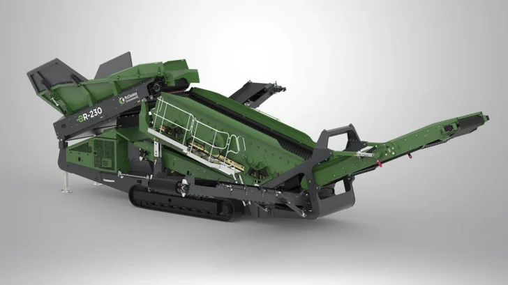 Angled view of the ER-230 mobile screener with high-energy screenbox, access platform, tracked undercarriage, and stockpiling conveyors.