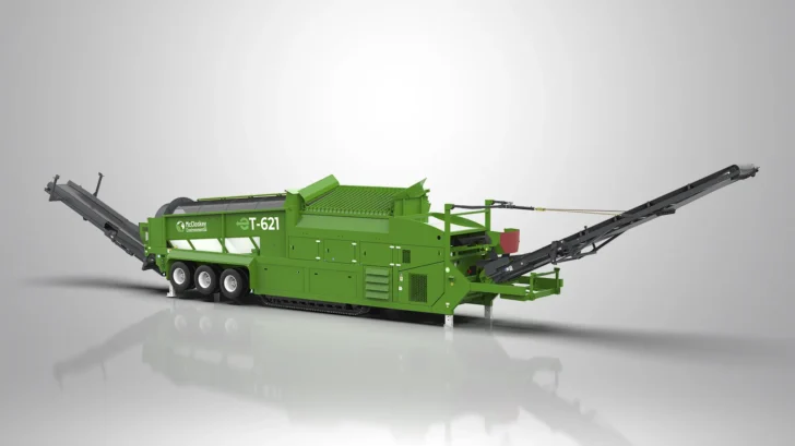 Angled view of the ET-621RE Trommel showing the feed hopper, screening drum, radial conveyor, and stockpiling conveyor layout.